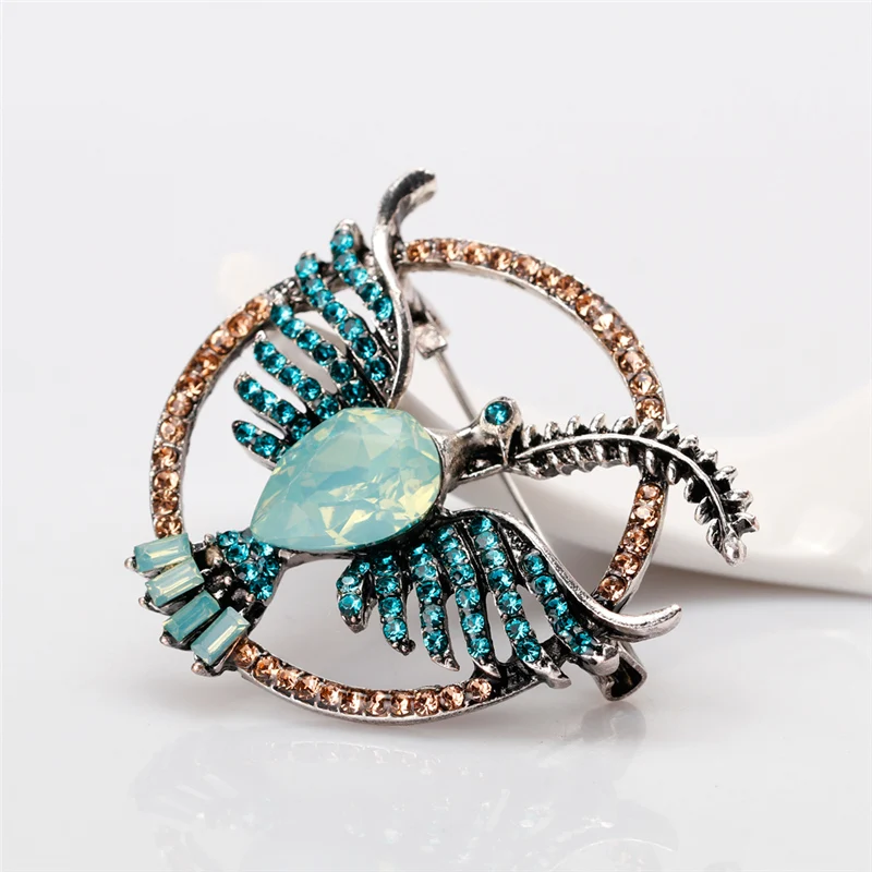 Винтажная бижутерия летающая брошь с орлом Стразы полностью хрустальные булавки