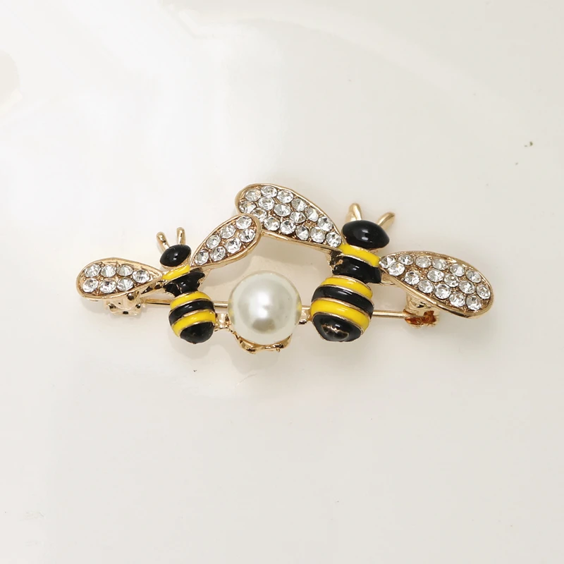 OneckOha Enameled Black Yellow Double Bee Brooch Pin Rhinestone Simulated Pearl Animal New Year Birthday Gift | Украшения и