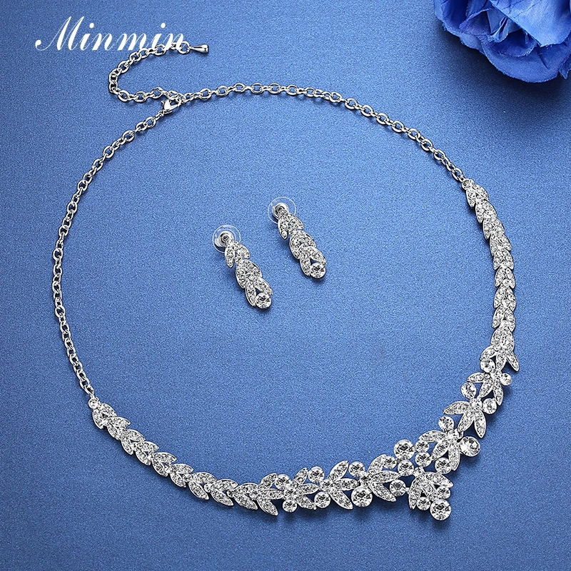 Комплект из колье и серёг с кристаллами | Украшения аксессуары