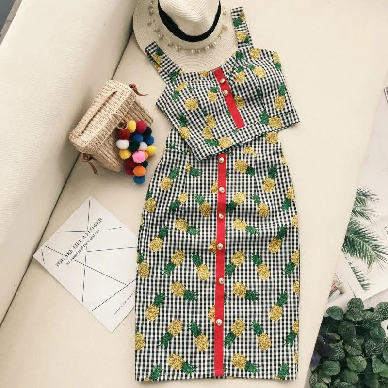 Женский костюм с юбкой ALPHALMODA комплект топом на бретельках принтом ананасов юбка