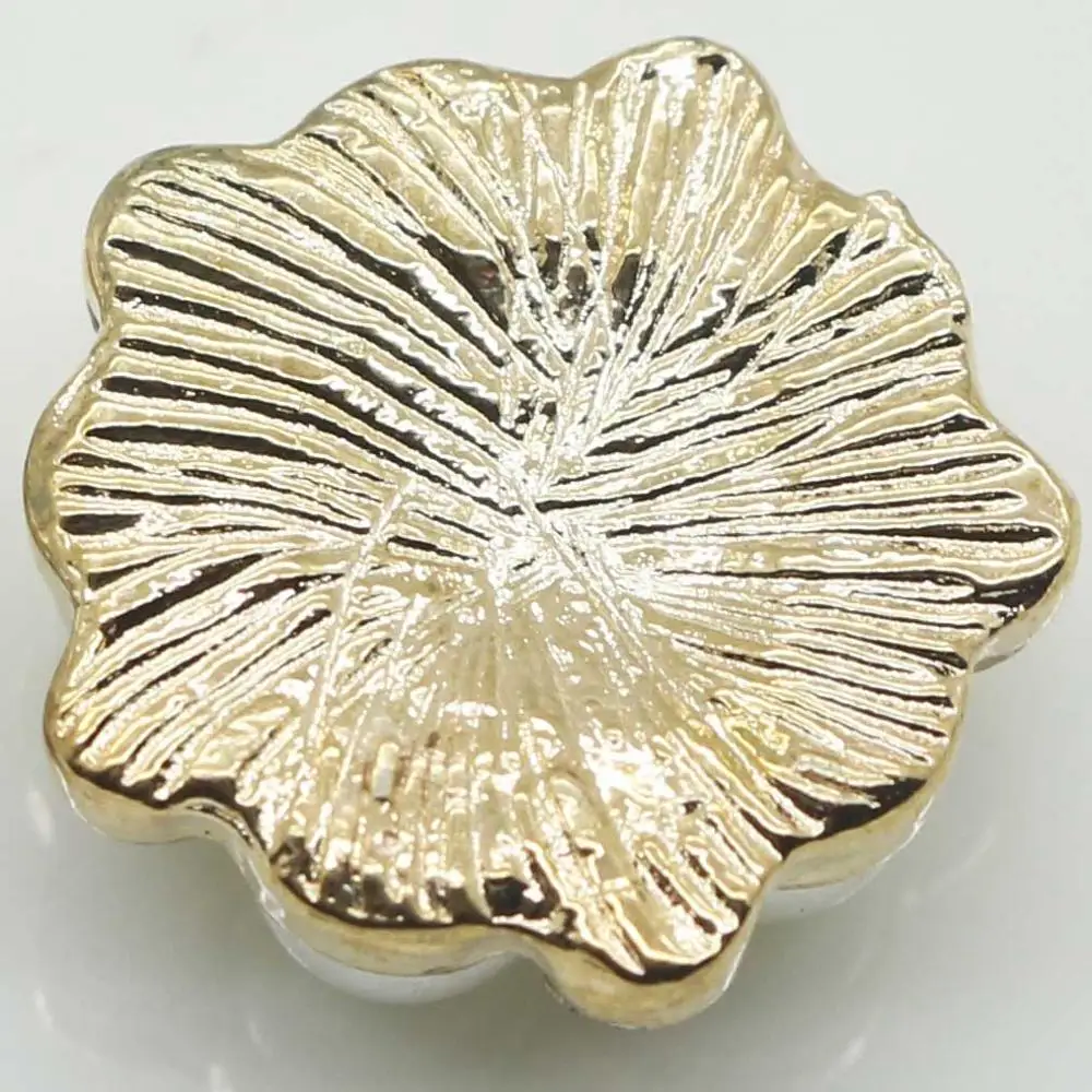 Gold Модные 10 шт. 15 мм Мини пуговицы с цветами в центре жемчужное украшение для цветов ручной работы, стразы с плоской задней частью - Цвет: Gold