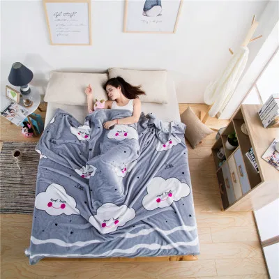 Одеяло для кровати дивана уютное теплое Фланелевое флисовое белое полярное