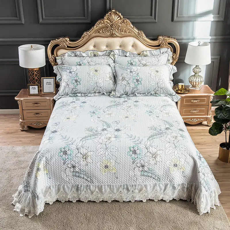 

FAMVOTAR 3-Pieces Bamboo Pattern Quilted Bedspread Set Lace Edged Coverlet Bed Quilt Reversible Bed Covers Queen King Bed Spread