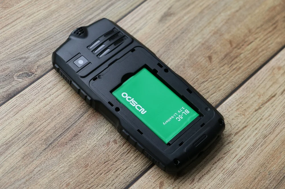 Тонкий прочный мобильный телефон, две sim-карты, Whatsapp, электронная книга, Bluetooth, камера, фонарик, 3,5 разъем, радио, русская клавиатура, мобильный телефон