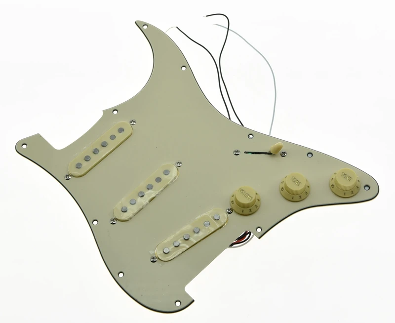 6 цветов загруженные Предварительно Проводные ST Strat Pickguard w/звукосниматель