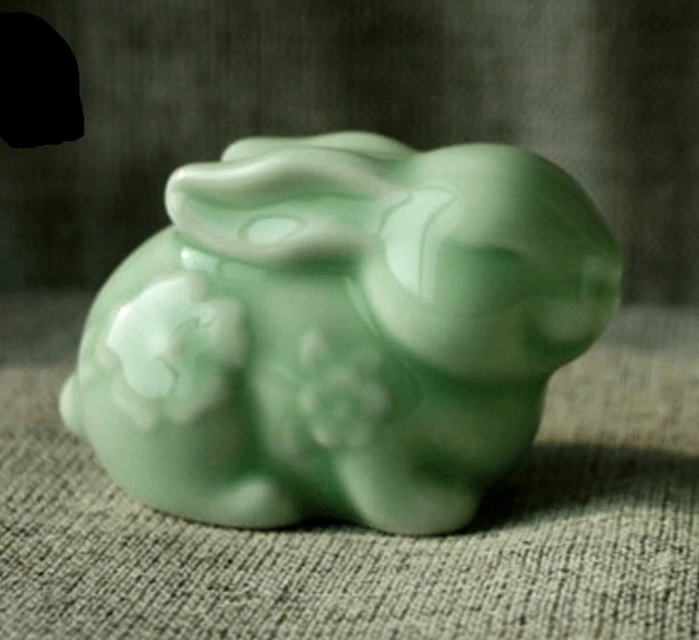

Exquisite Interesting Chinese Modern Green Glaze Porcelain Cute Rabbit of Twelve Chinese Zodiac Animals Decoration Statue
