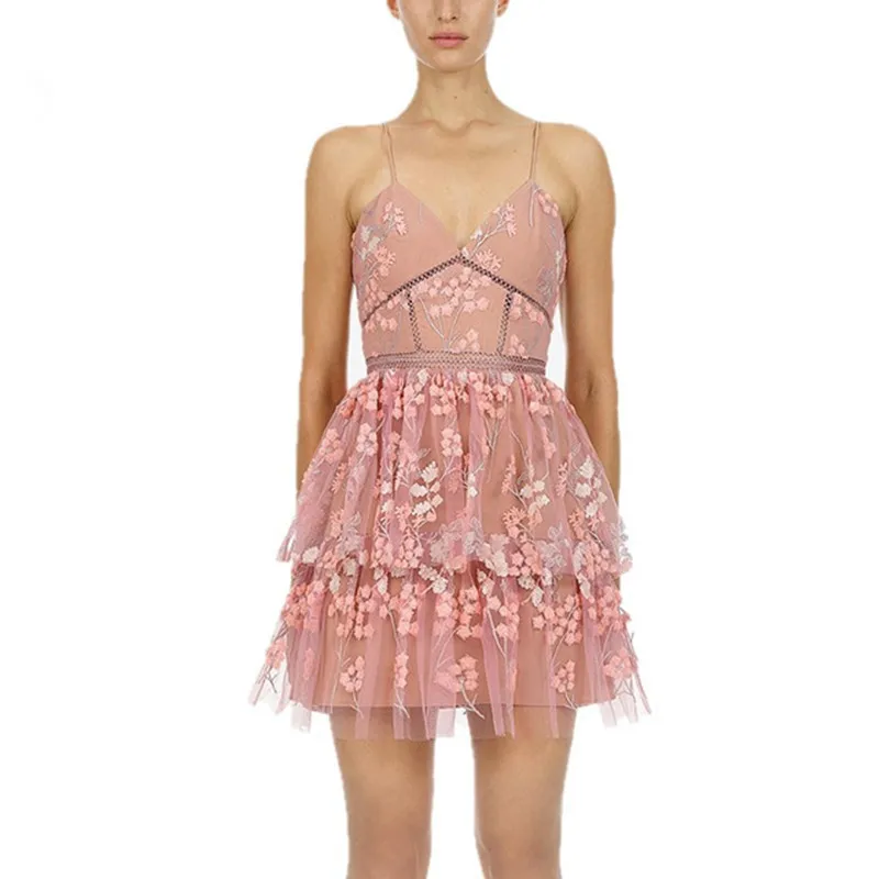 Фото Женское платье Автопортрет розовое Сетчатое мини с V образным вырезом и