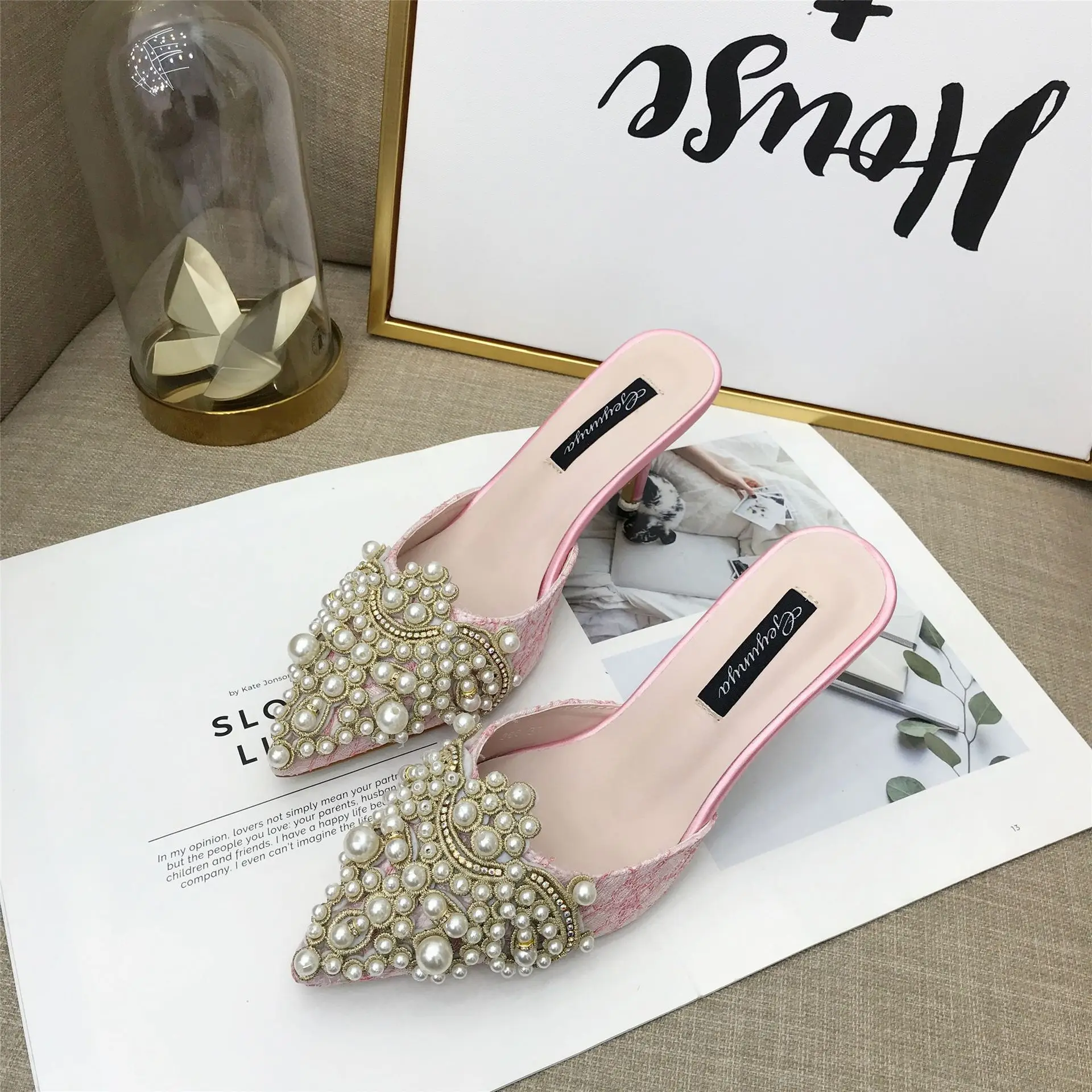 

Dropshipping New Brand 2019 Summer Shoes Women Sweet Elegant Pearl Beaded High Heel Shoes Thin Heels Pointed Toe Women Sandals
