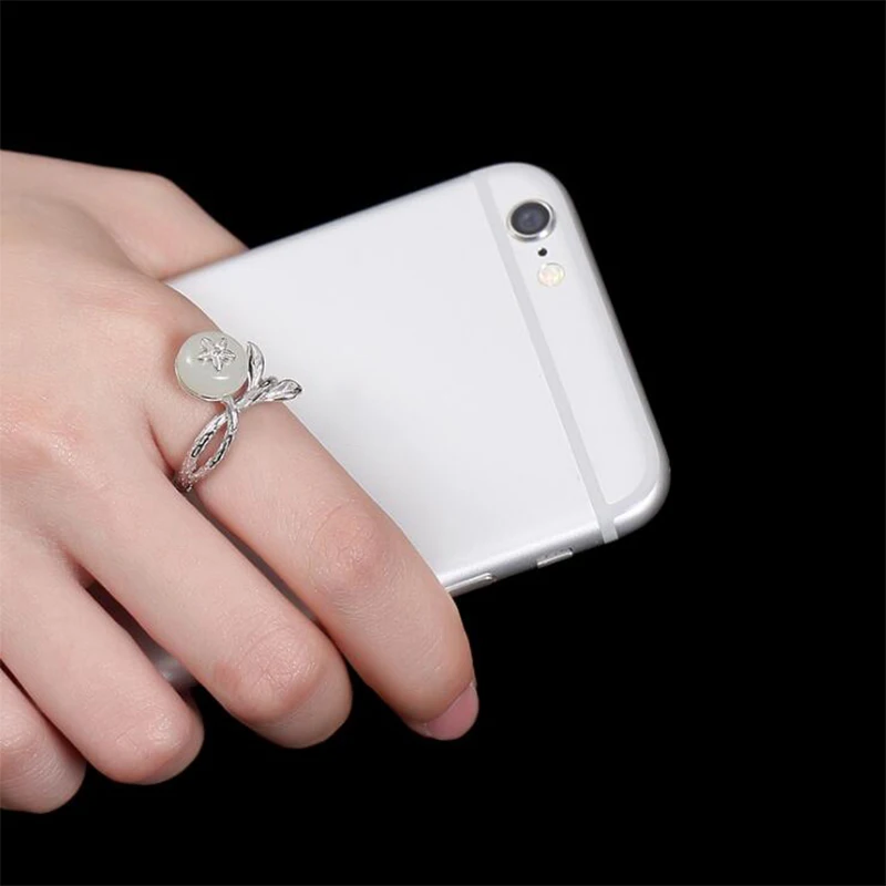 Женское регулируемое кольцо из серебра 2019 пробы с мозаикой нефрита и цветком