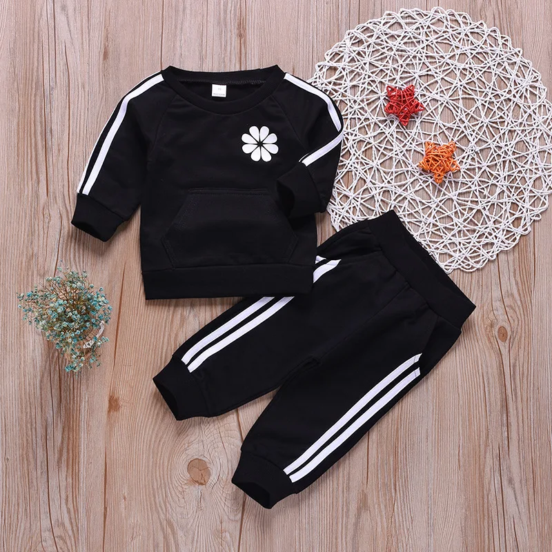 Новые модные комплекты одежды для маленьких мальчиков и девочек черно-белая