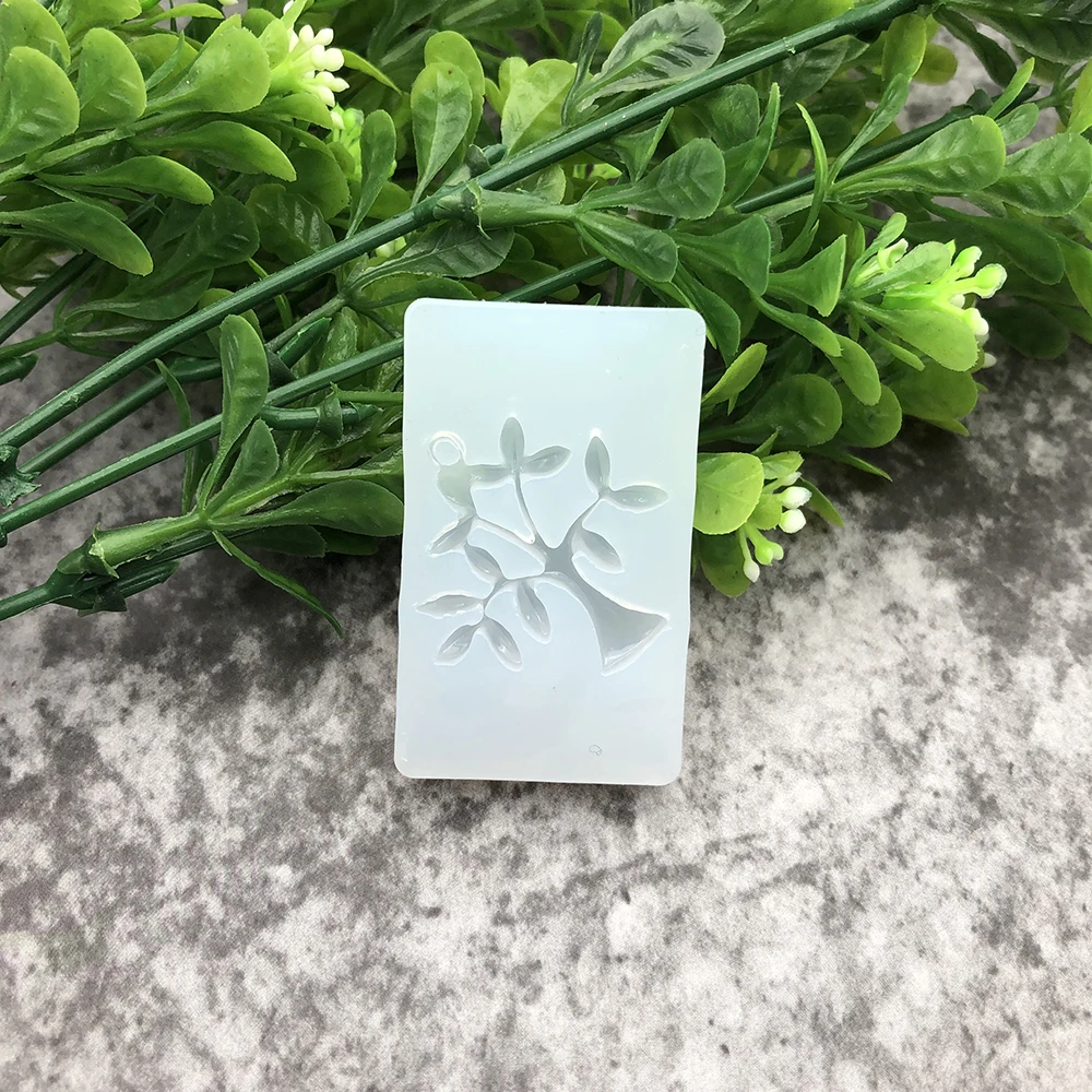 

1pcs Resin Jewelry Liquid Silicone Mold Mini Tree Charms Molds For DIY Intersperse Decorate Jewelry Making