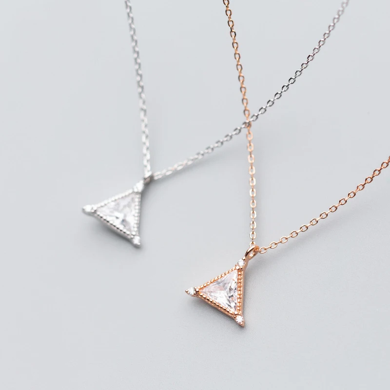 

MloveAcc New Arrival 925 Sterling Silver Dazzling Triangle Pendant Necklaces Clear CZ for Women Fine Collares Jewelry