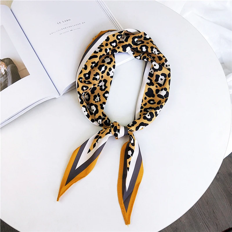 Новый модный искусственный шелковый шарф маленький Леопардовый атласный