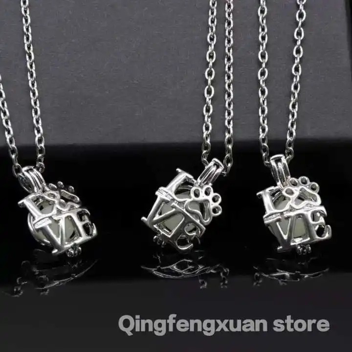 Оригинальный дизайн любовь Лапа Печати Ожерелье со светящимся в темноте кулоном