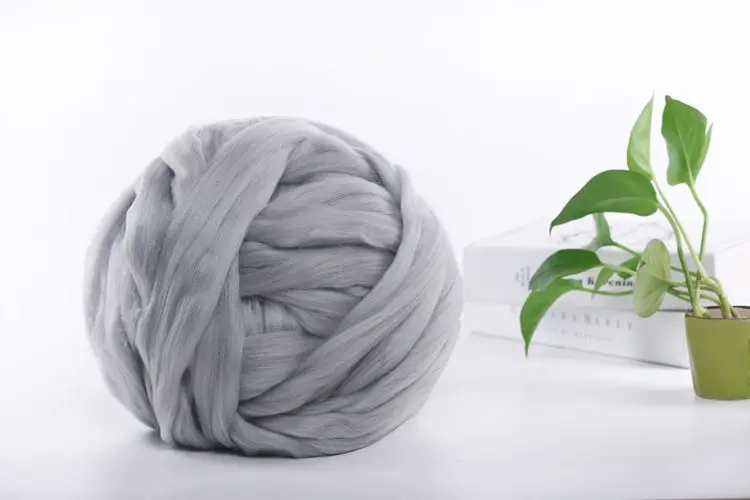 light grey Зимняя теплая большая пряжа 1 шарик мохнатая шерстяная пряжа 500 г супер мягкая объемная Рука вязание гигантская Шерсть-ровинг массивная трикотажная петля - Цвет: light grey