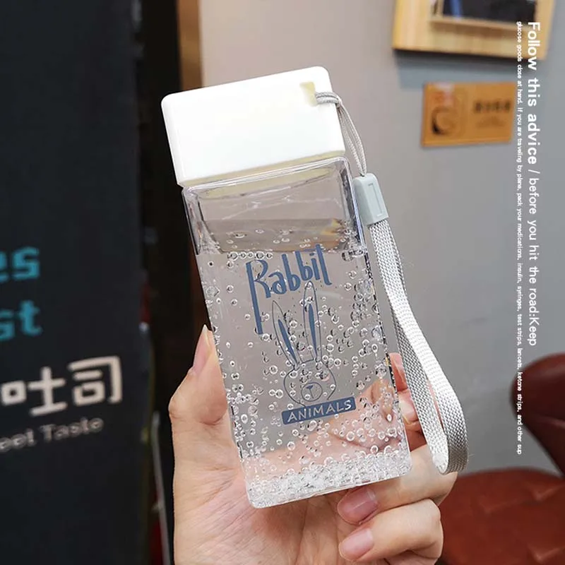 Уникальные милые мини-бутылки для воды в форме коробки для молока, прозрачные пластиковые Мультяшные розовые Пантеры, бутылки для напитков, кофе, пива, посуда для напитков 350 мл - Цвет: White Rabbit