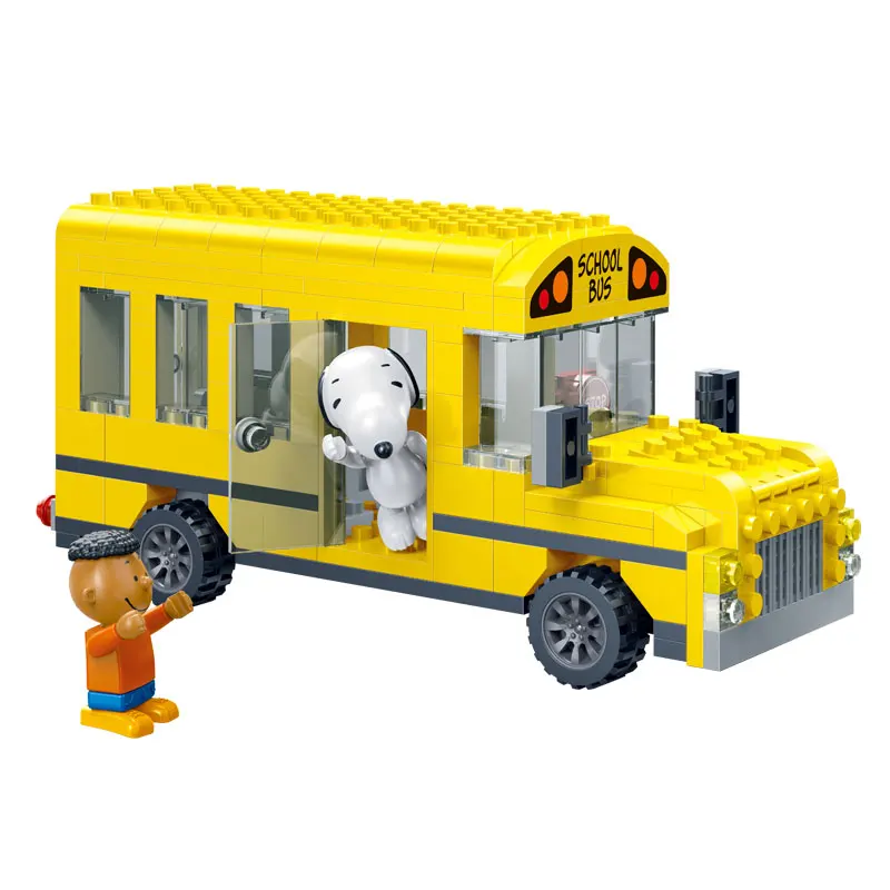 BanBao 7506 Горячие IP Snoopy арахис DIY школьные автобусы автомобили пластиковые