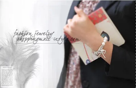2015 New Fashion Charm Bracelet With Gold Butterfly Bow White Pearl Chain For Women Jewelry | Украшения и аксессуары