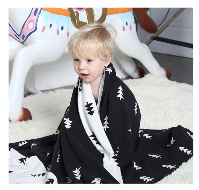 Бесплатная доставка подарок многоцветные треугольники рисунок с деревьями