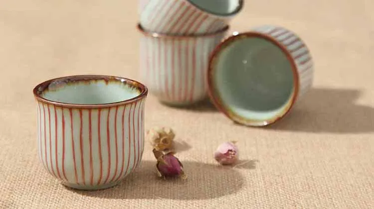5pcs/lot Creative Ceramic Hand Painted Wine Set Japanese Style Hip Flasks Sake Cup Sake Pot Tea Ceremony Accessories Drinkware