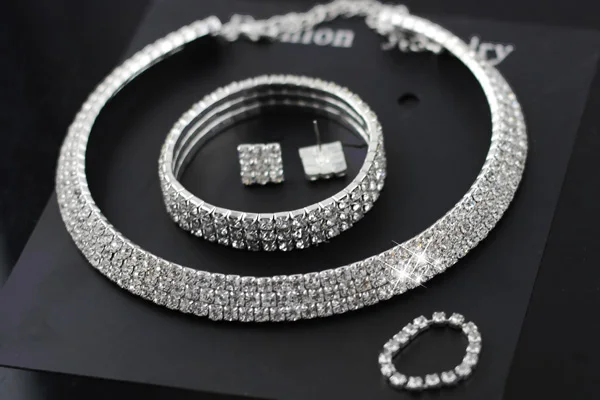 Прекрасный подарок свадебные амулеты для женщин многослойный АААА + стразы