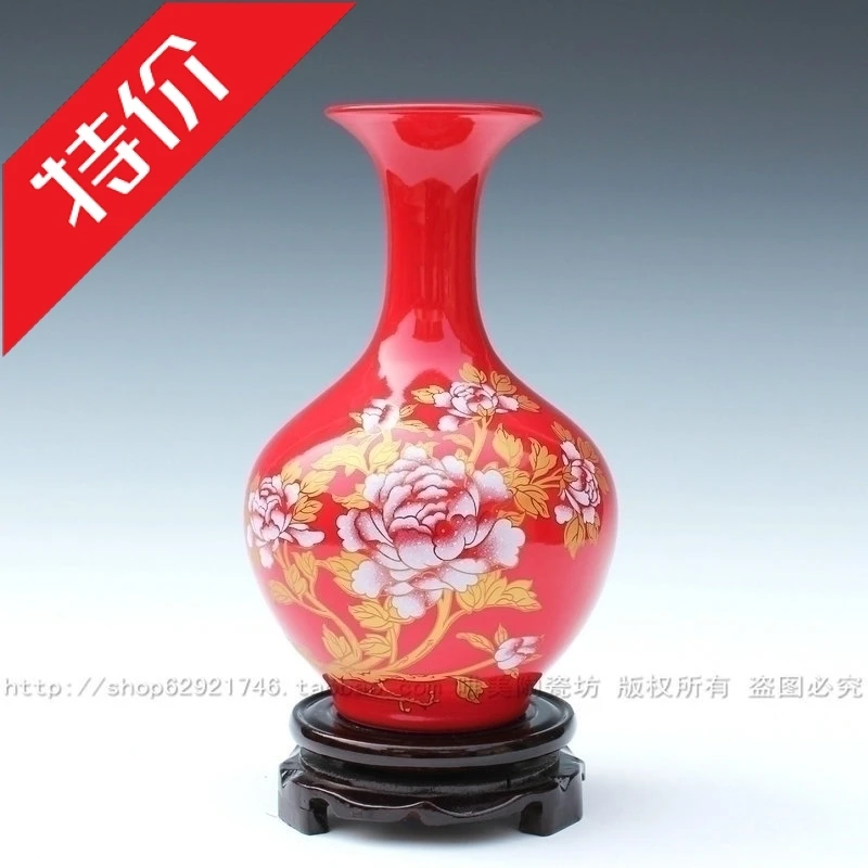 

Jingdezhen ceramic red vase gold vase red vase Small reward bottle ceremonized