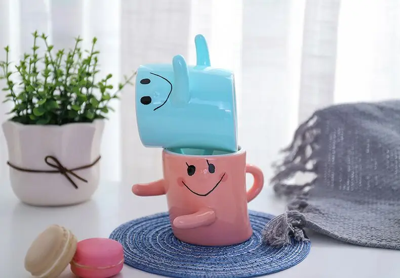 2 шт./лот, мультяшная керамическая кружка для кофе, молока, пары, объятия и улыбка, чашка для пары, счастливый подарок на всю жизнь для влюбленных