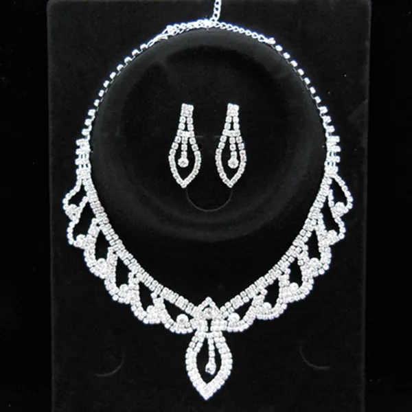 

Clear Rhinestone Crystal Earrings Necklace Set Bridal Wedding Party Prom Gift
