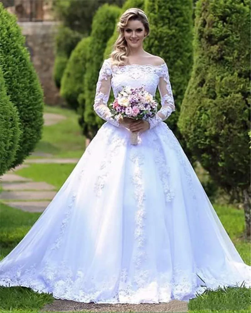 Платье с открытыми плечами и длинными рукавами в арабском стиле De Mariage садовое