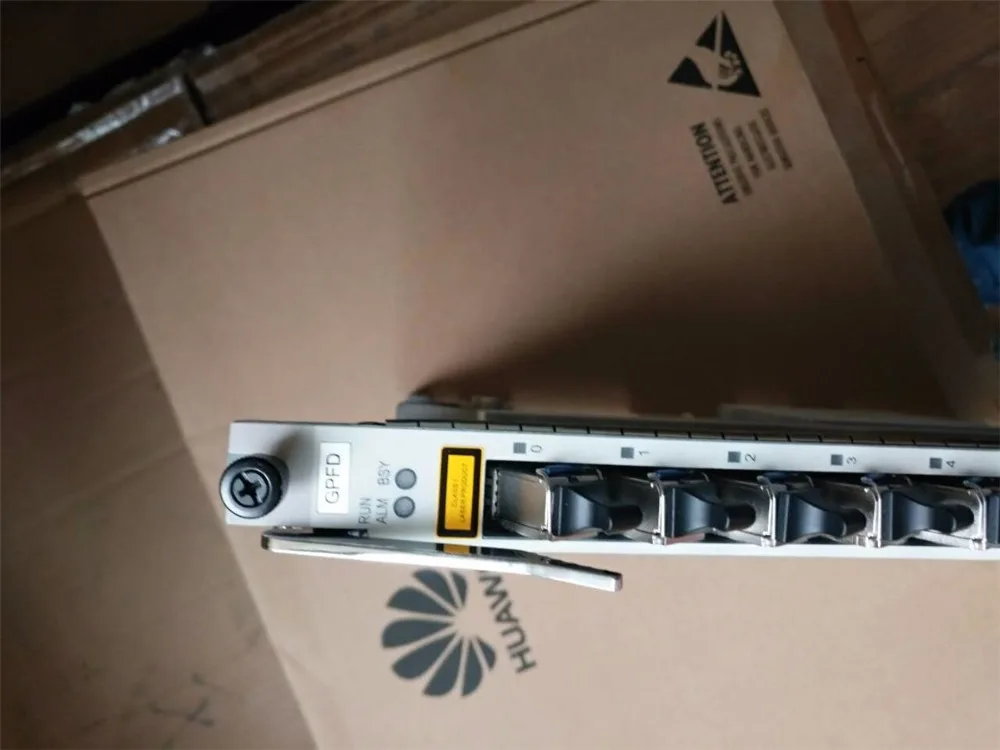 16 портов GPON Board GPFD с C + SFP модулем OLT Интерфейсная плата для MA5680T MA5683T MA5603T MA5608T |