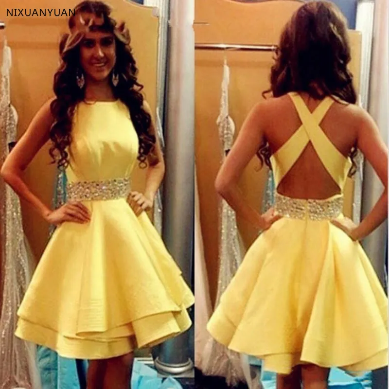 

Sexy Yellow Homecoming Dresses Short Girls Satin Beaded Ribbon Cocktail Party Gowns Criss Cross Cheap Junior Graduation Gowns