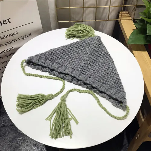 Серый Зимние шапки Skullies Beanies для женщин Harajuku милые девушки кисточкой оплетка теплые черепа сплошной цвет шнуровка вязанные шапки-бобы - Цвет: Серый