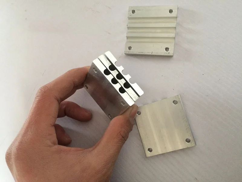 

6 мм блок для прессования тепловой трубы/Пряжка для тепловой трубы/50*50 мм 100*50 мм Круглая Пластина для прессования тепловой трубы Бесшумная сборная пряжка