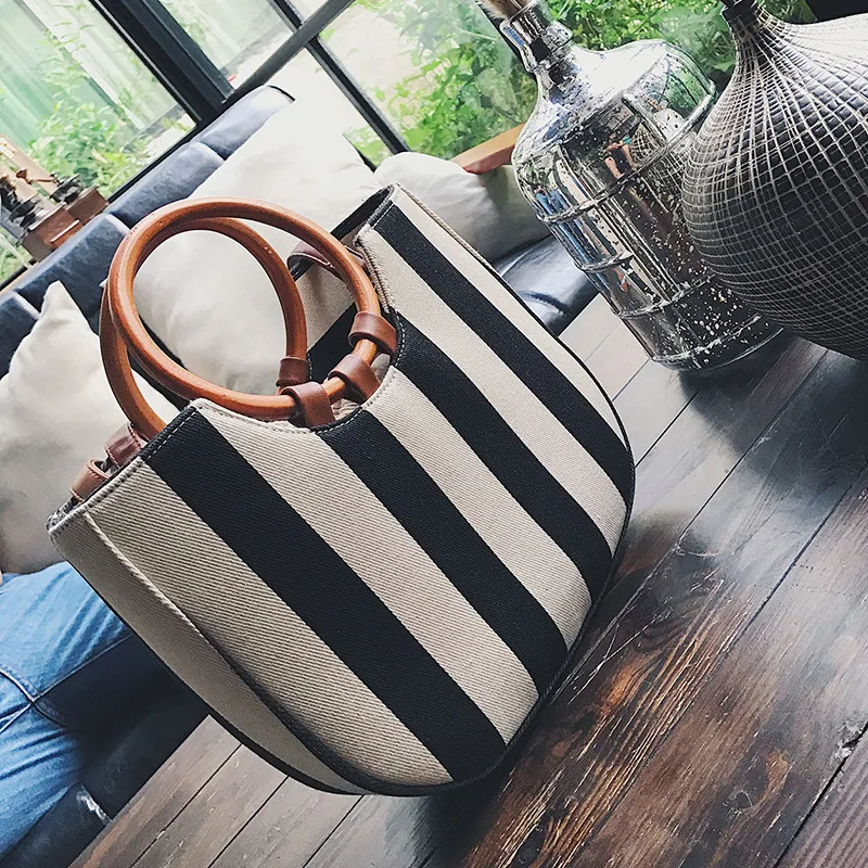 Adiyate Полосатый соломы SAC De Plage Бич известный сцепления бренд Bamboo Сумки бамбук