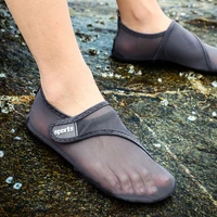 swimming water shoes men barefoot beach mesh upstream aqua shoes quick dry river sea diving swimming women sneakers size 36 49