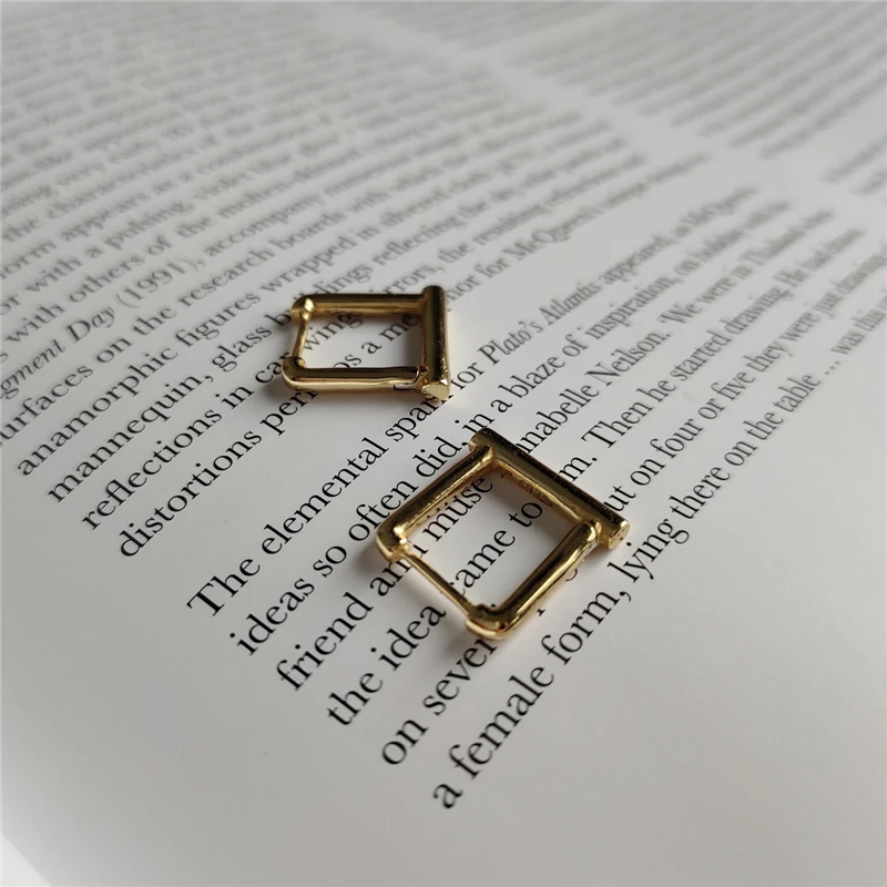 Unique Cool Punk 925 Sterling Silver Retro Geometric Square Luxury Engagement Hoop Earrings for Women Brinco Jewelry