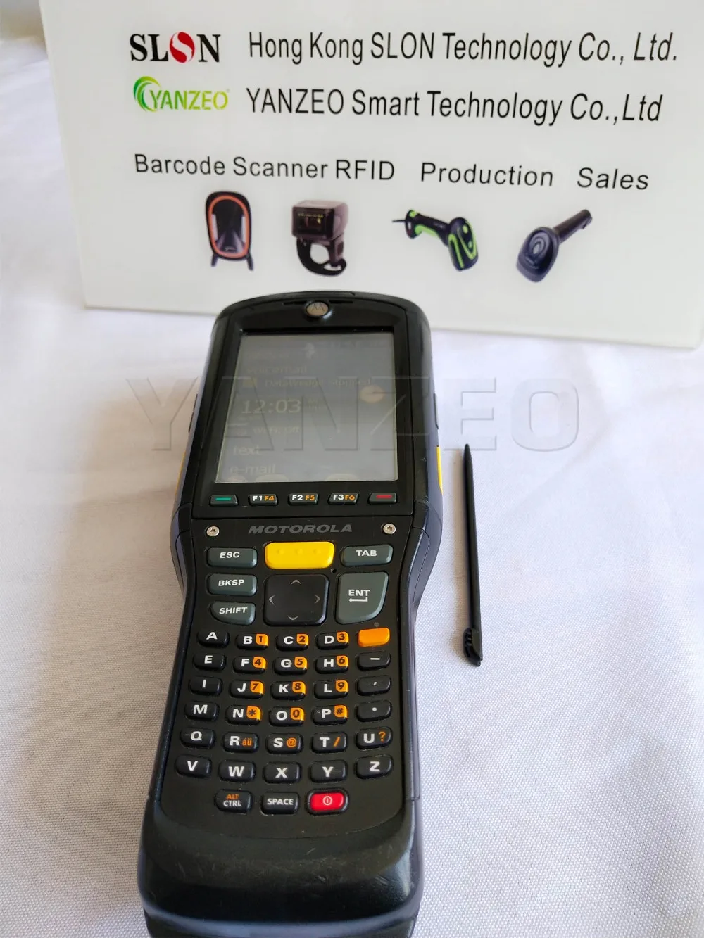 Сканер штрих-кода MC9596 для мобильного компьютера Motorola Symbol 2D Wireless MC9596-KDAEAC00100 |