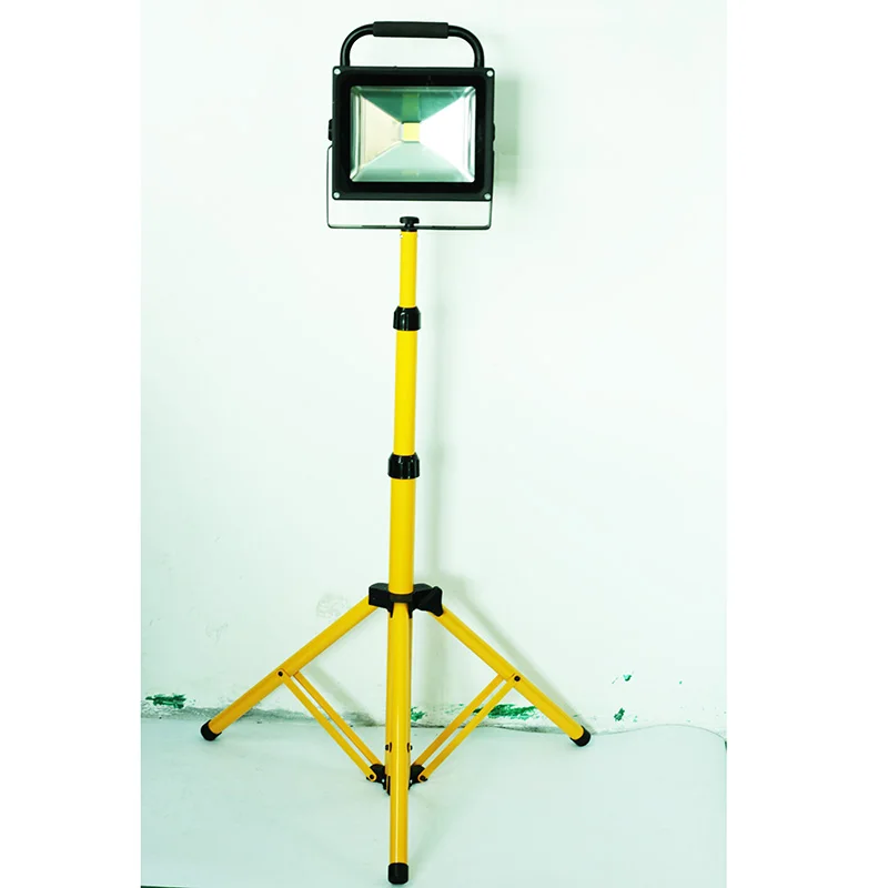 구매 20W LED 플러드 라이트 야외 IP65 방수 LED 작업 조명, 휴대용 조명 LED 비상 스탠드 삼각대 조명 구매 20W LED 플러드 라이트 야외 IP65 방수 LED 작업 조명, 휴대용 조명 LED 비상 스탠드 삼각대 조명