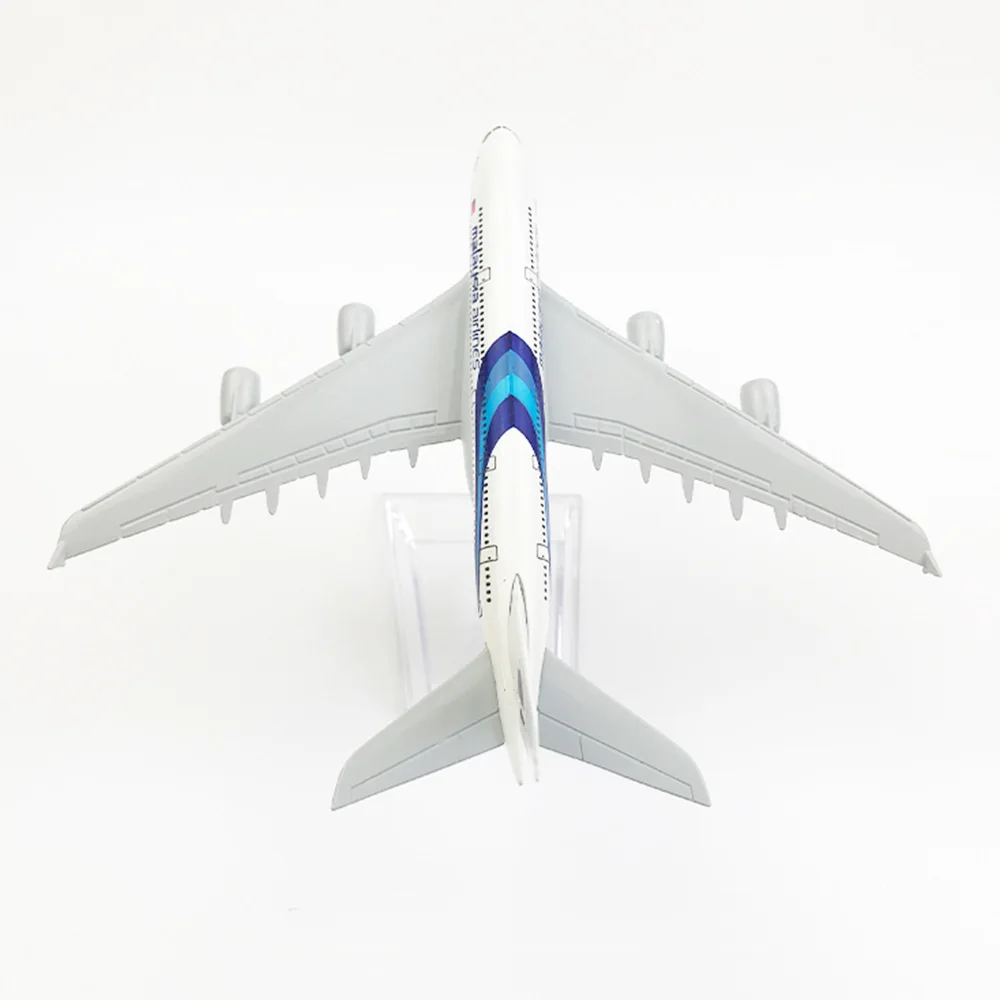 Самолёт в масштабе 1/400 самолёт Аэробус A380 малазийские авиалинии модель самолета