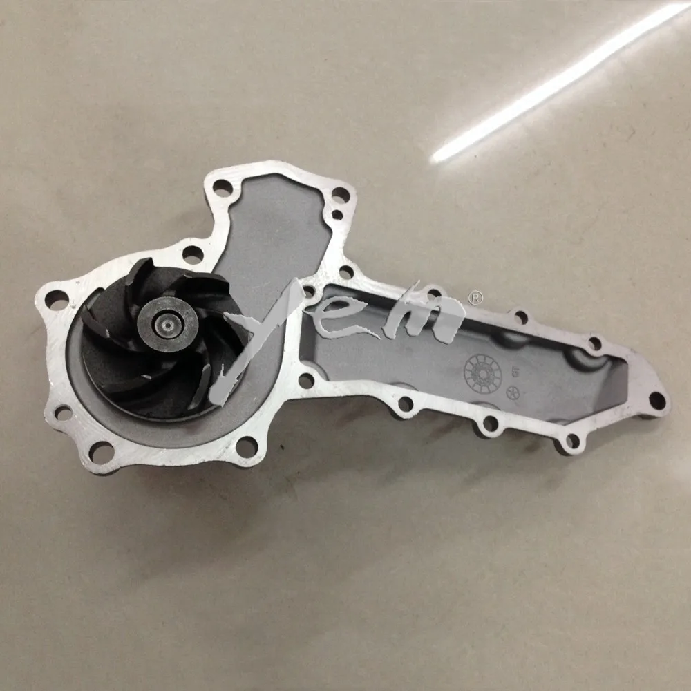 Для дизельного двигателя Kubota V1903 V2203 V2403 водяной насос 15521-73033 6675652 |
