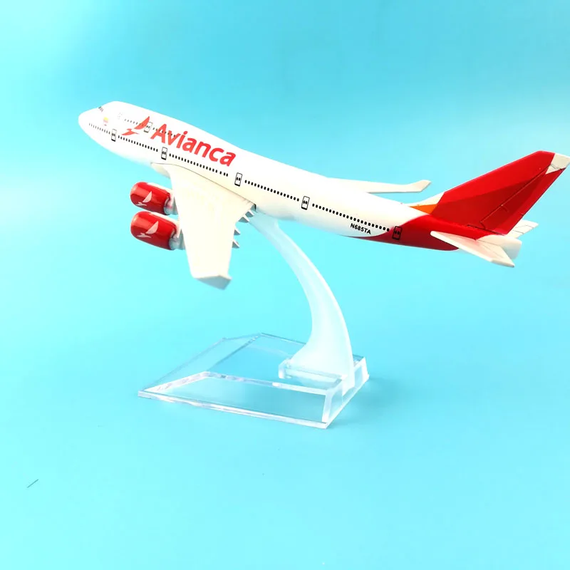16 см BOEING 747 авиакомпания AVIANCA AIRWAYS модель из металлического сплава Игрушечная модель самолета Самолет коллекционный подарок на день рождения настольные игрушки