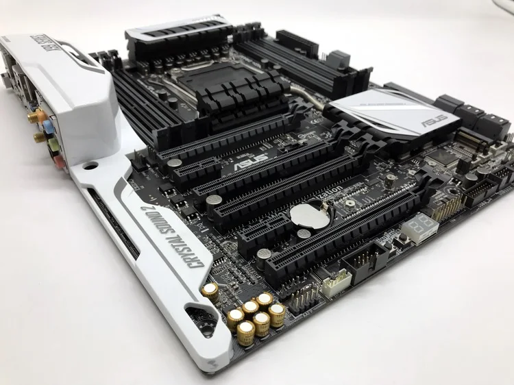 Материнская плата ASUS LGA 2011 V3 USB2.0 USB3.0 DDR4 64 ГБ|Материнские платы| |