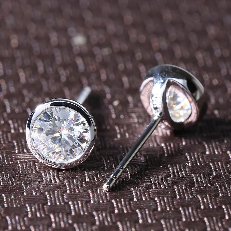 Серьги гвоздики DovEggs из белого золота с муассанитом 1 шт. 5 мм|earrings earring|earring colorearring