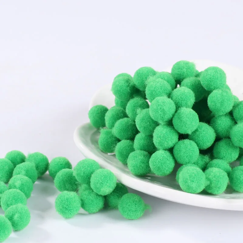 Issequins помпон 10 мм 15 мм Мягкие помпоны пушистые плюшевые поделки DIY помпоны шар меховой шар домашний декор швейные принадлежности - Цвет: 19 Green