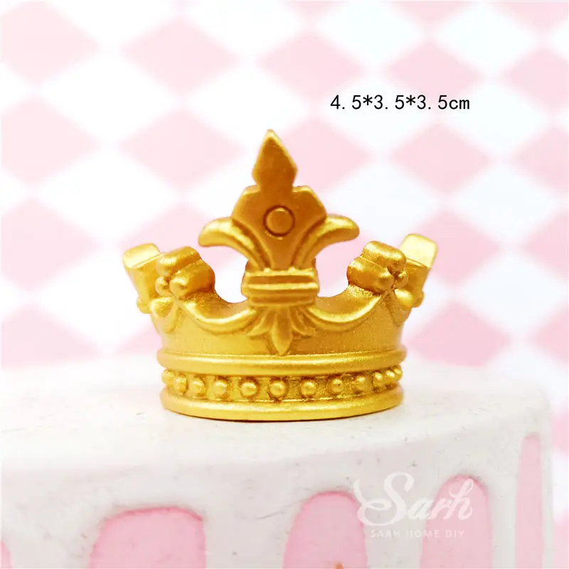 Mini gold crown Bling King Queen Cake Topper Fairy Hand Writing Letter Decoration Happy Birthday for Valentine's Day Party Supplies Sweet Gifts - Цвет: Mini gold crown