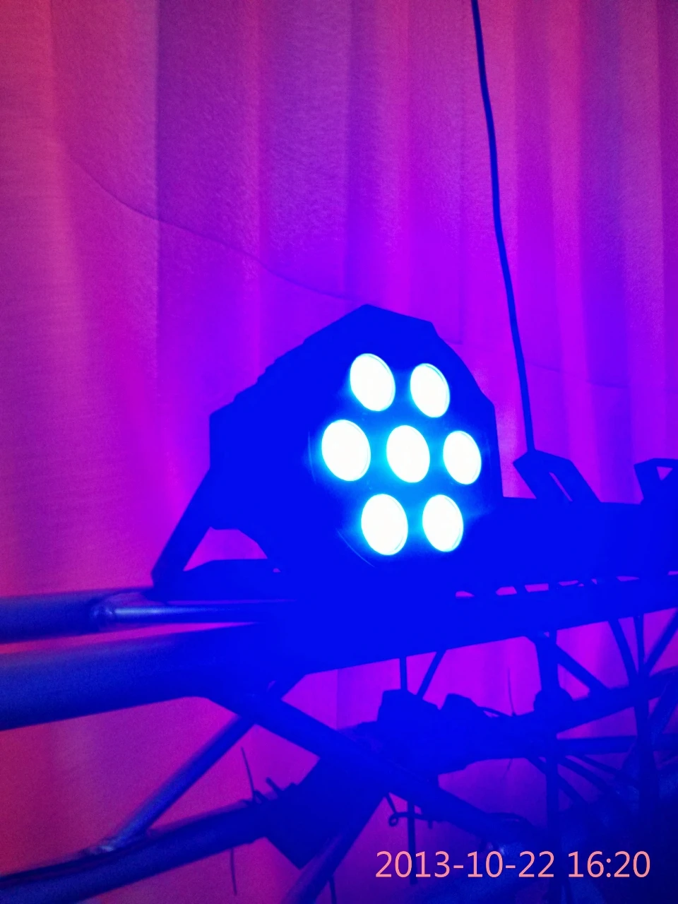 20 шт./лот плоский LED par 7x4 Вт RGBW/RGBA Тонкий Par может осветить Мини DJ сценические огни