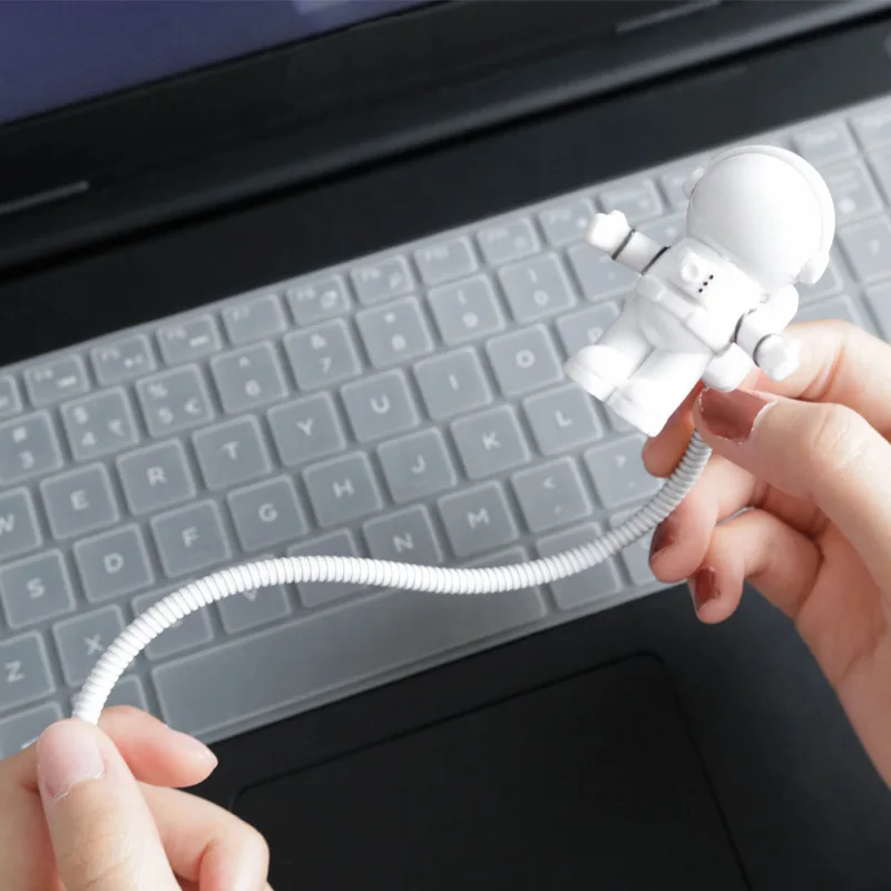 DC 5V портативное устройство для чтения светодиодный USB энергосберегающий светильник лампочка для ноутбук mobile power аварийная лампа USB астронавт светодиодный ночной Светильник