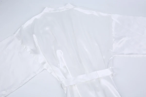 white Sisbigdey гладкие атласные халаты розовый белый фиолетовый Серебряный короткий пустой кимоно халат женская простая Пижама Свадебные халаты - Цвет: white
