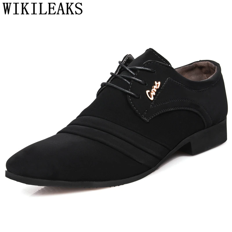 

Elegant Shoes Men Classic Wedding Men Shoes Oxford Coiffeur Formal Shoes Mens Dress Boots Patent Leather Zapatos Hombre Ayakkabı