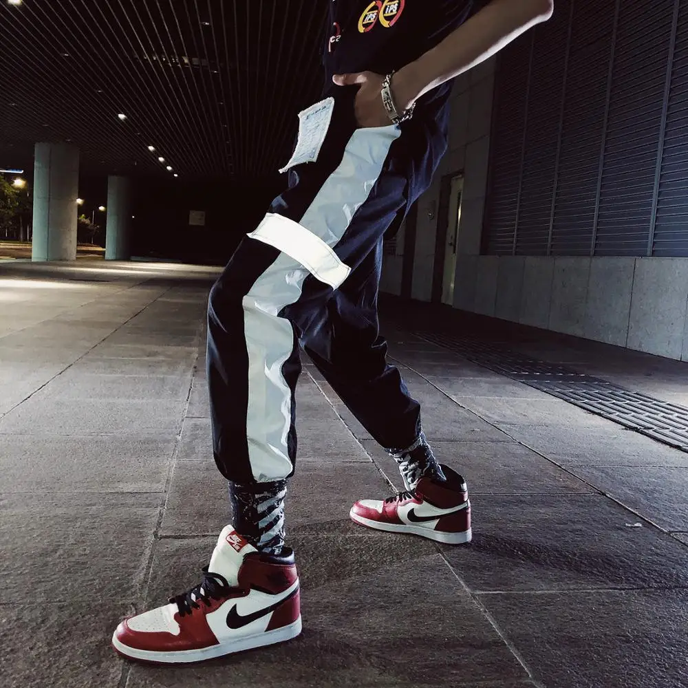 Летние мужские спортивные штаны легкие с зеркальной лентой уличные брюки в стиле